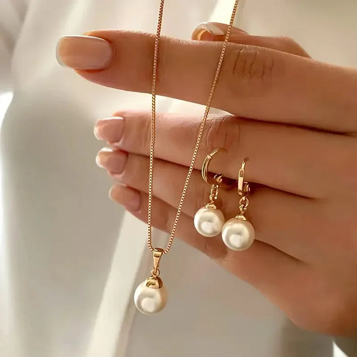Collier de Perles Ã‰lÃ©gant et Gracieux